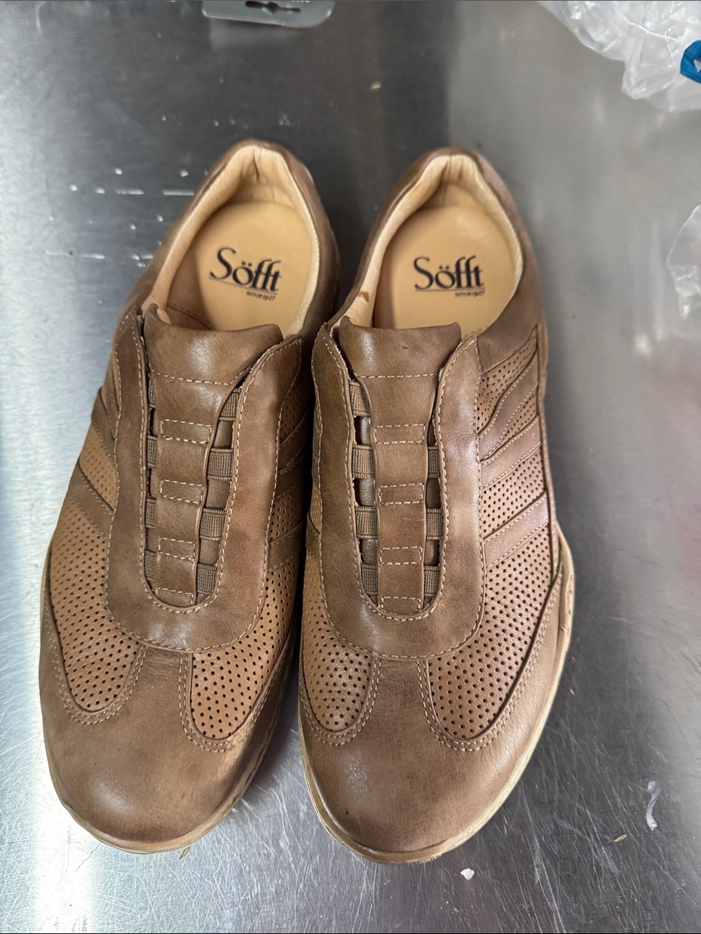 Söfft Women's Brown Slip-On Perforated Leather Flats